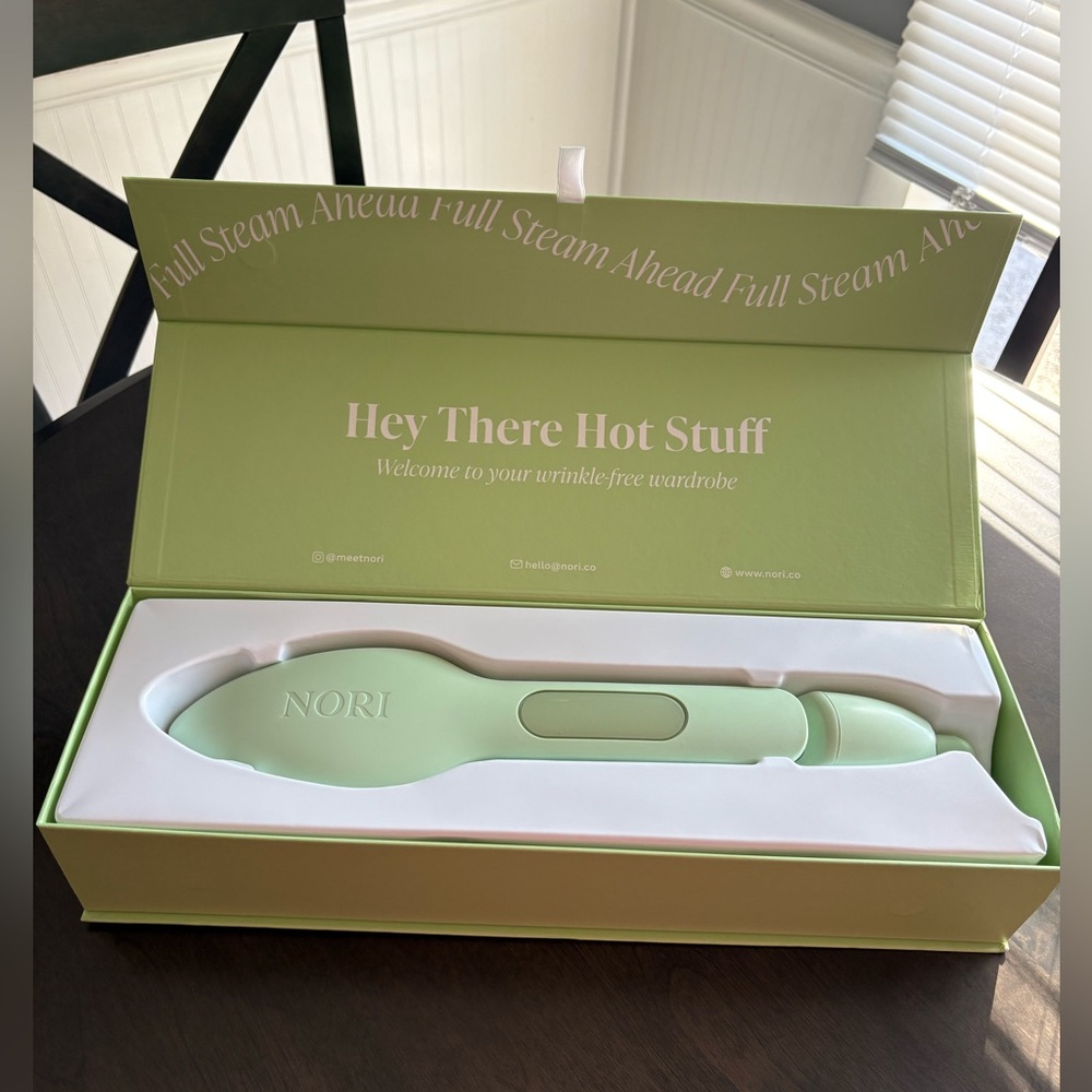 NORI Handheld Steam Iron